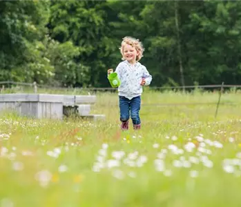 Spielhäuser für Kleinkinder fördern die Fantasie