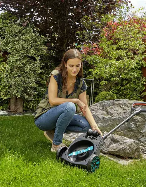 Gardena Akku Rasenmäher HandyMower Li-18/22 inkl. Akku und Ladegerät