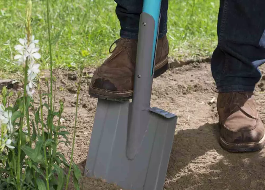 Gardena Spaten NatureLine "Wir pflanzen Bäume"