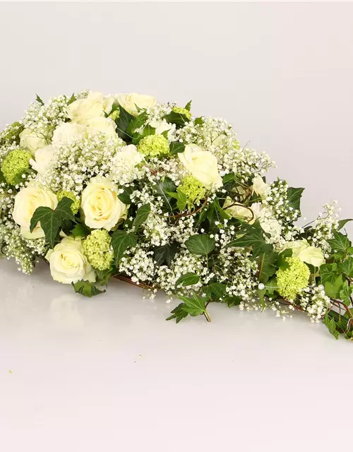 Sargbukett 'Weiße Rosen'