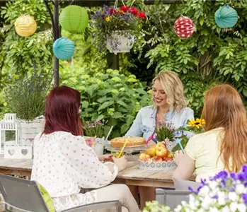 FEIERN IM SOMMERGARTEN!