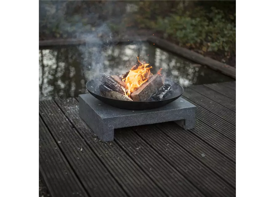 Esschert Feuerschale Granito mit eckigem Sockel