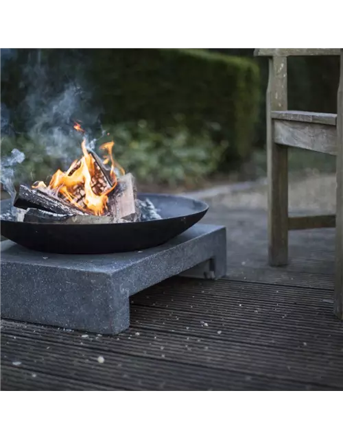 Esschert Feuerschale Granito mit eckigem Sockel