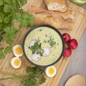 Kräutersuppe mit Petersilie