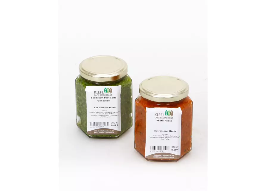 Hausgemachtes Basilikum Pesto